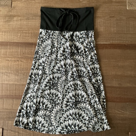 Prana Solana Black and Grey Geometric Dress - Picture 1 of 7